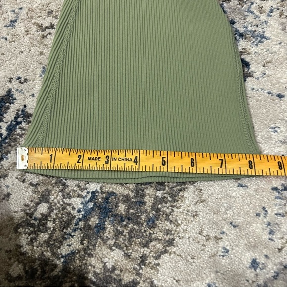 NWT Athleta Green Elation Rib Crop Flare Pants Size Small - Picture 10 of 10